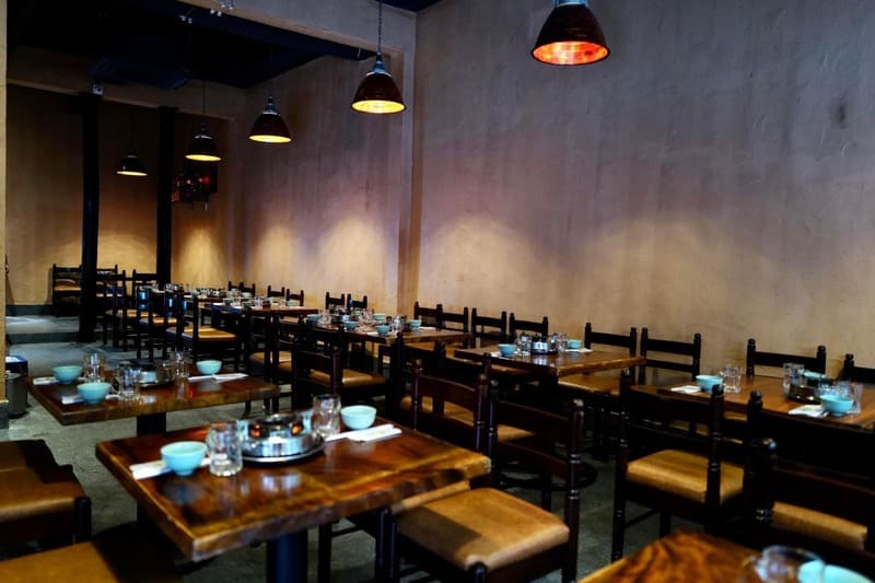 Go to Duong Thanh street to enjoy Thang Long fish cake with Northern flavor 6