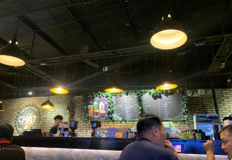 Top 4 most vibrant football cafes in District 6 during Euro 8 season