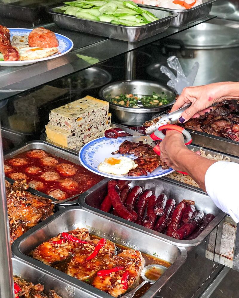 Top 9 Phu Nhuan broken rice restaurants with unforgettable culinary imprints 7