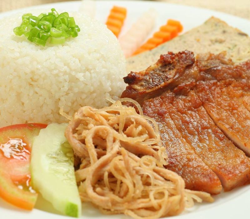 Check out 12 delicious broken rice restaurants in District 2 9