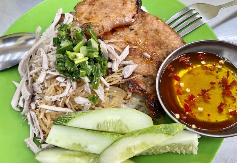 Save now the top 15 famous and delicious broken rice restaurants in Binh Thanh 15