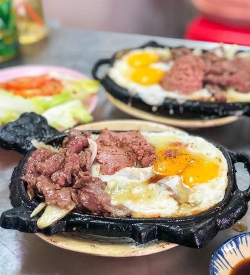Visit the top 4 most famous and crowded beefsteak restaurants in District 4