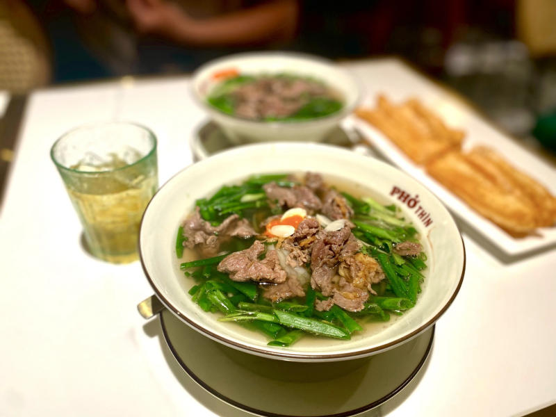 Check out 5 famous pho restaurants in District 7, Saigon 3