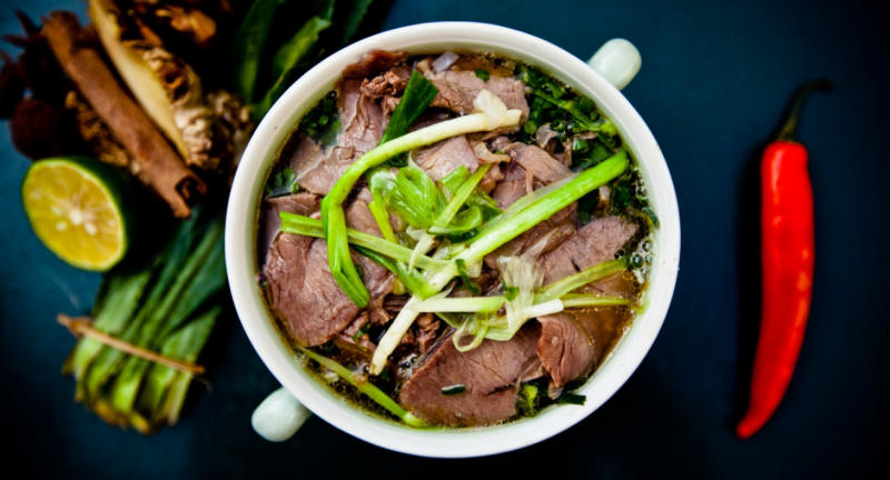 Check out 5 famous pho restaurants in District 7, Saigon 6