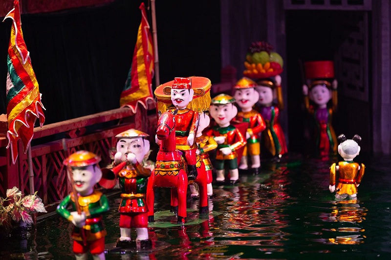 Hanoi Tourism, a journey back to the past of a thousand years of civilization 16