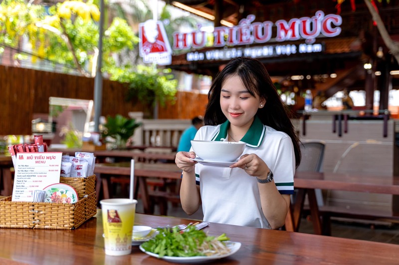 Top 12 famous Saigon noodle shops loved by locals 4