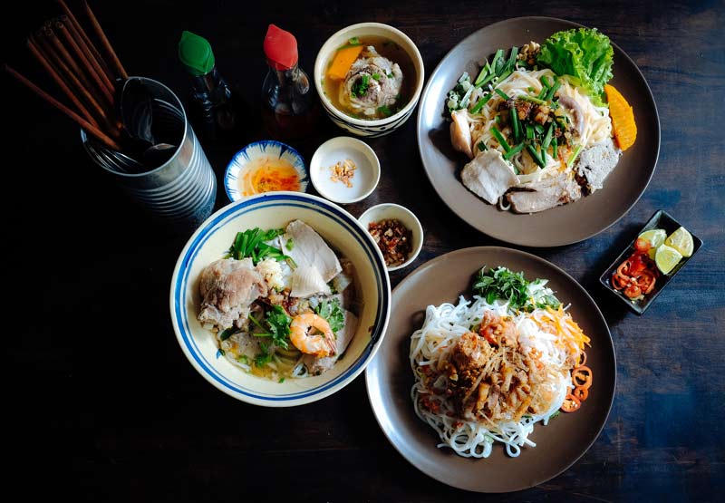 Top 9 delicious and affordable noodle shops in District 1 10