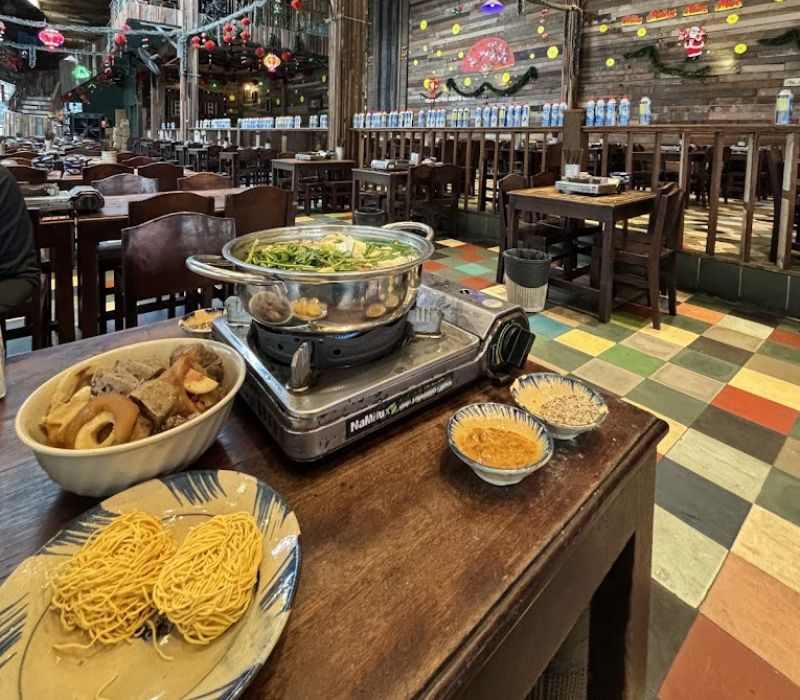 Enjoy delicious and flavorful Thu Duc beef hotpot with friends 6