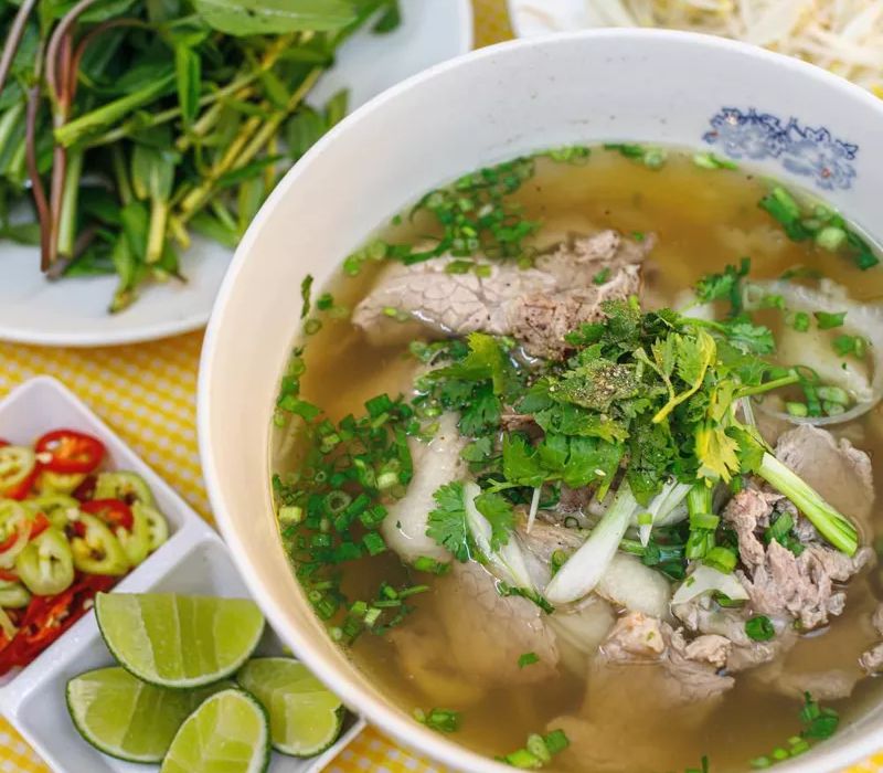 Pho Chao, from street vendor to Michelin Bib Gourmand 5 title