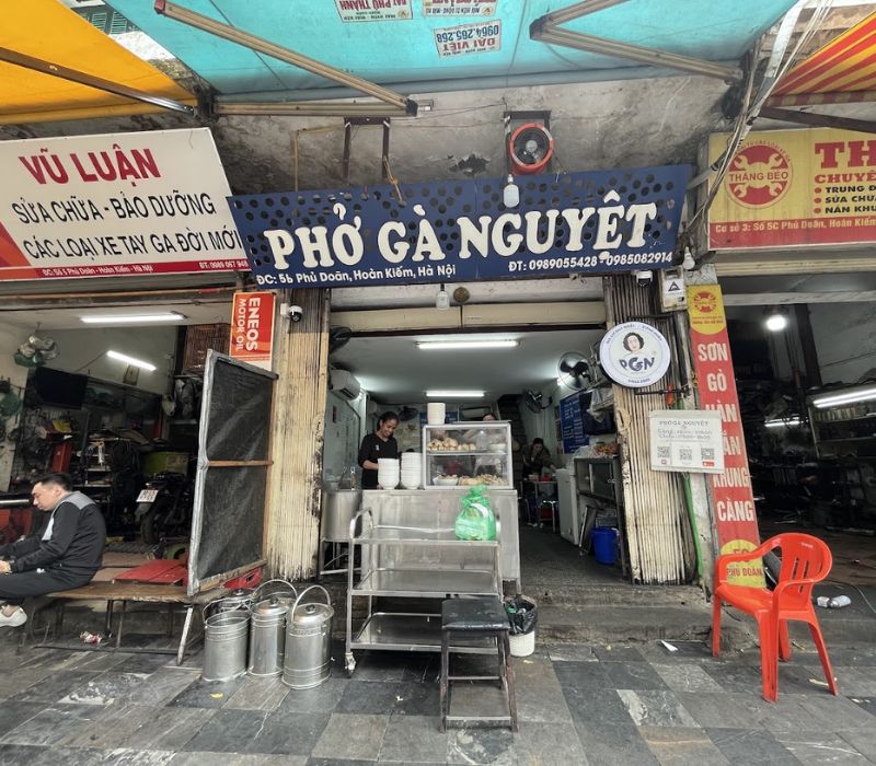 Nguyet Chicken Pho, from local cuisine to Michelin star 2