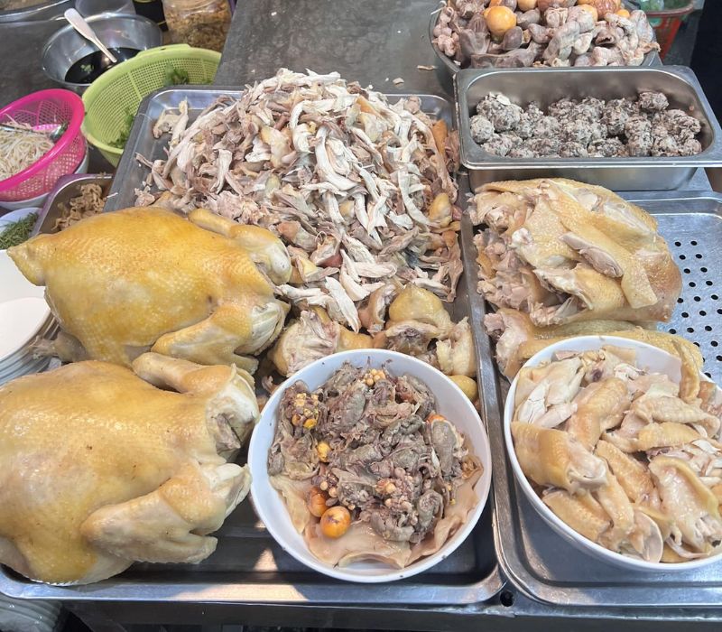 Nguyet Chicken Pho, from local cuisine to Michelin 7 stars