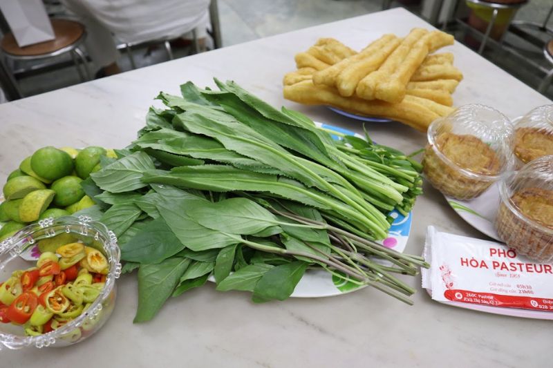 Pho Hoa Pasteur, Michelin restaurant brings Vietnamese cuisine to the world 6