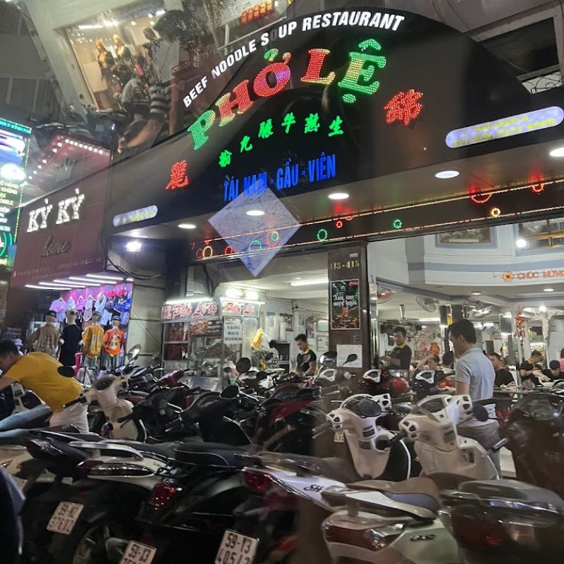 The number one delicious Pho Le restaurant has won the famous Michelin star 3