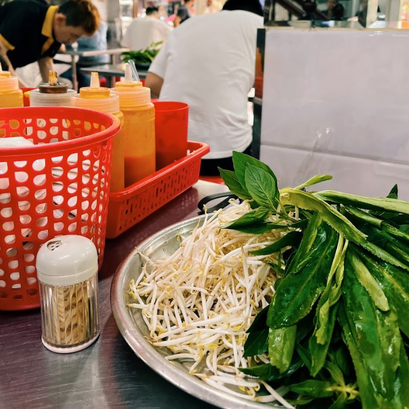 The number one delicious Pho Le restaurant has won the famous Michelin star 5