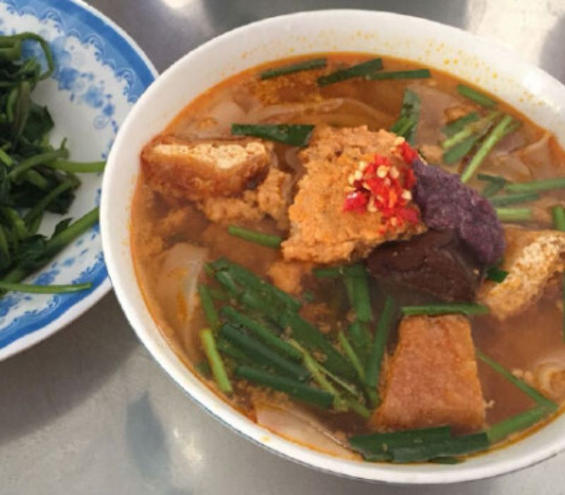 Get full at the top 10 delicious crab noodle soup restaurants in District 7 7