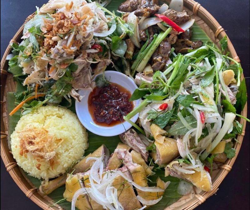 Top 20 delicious 'mom-cooked' rice restaurants in Saigon 3