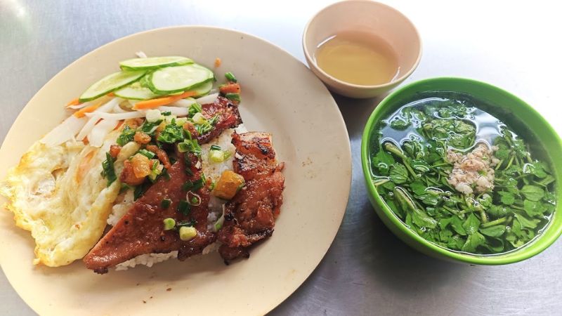 Top 8 broken rice restaurants in District 10 that meet the criteria of delicious, cheap, clean 5