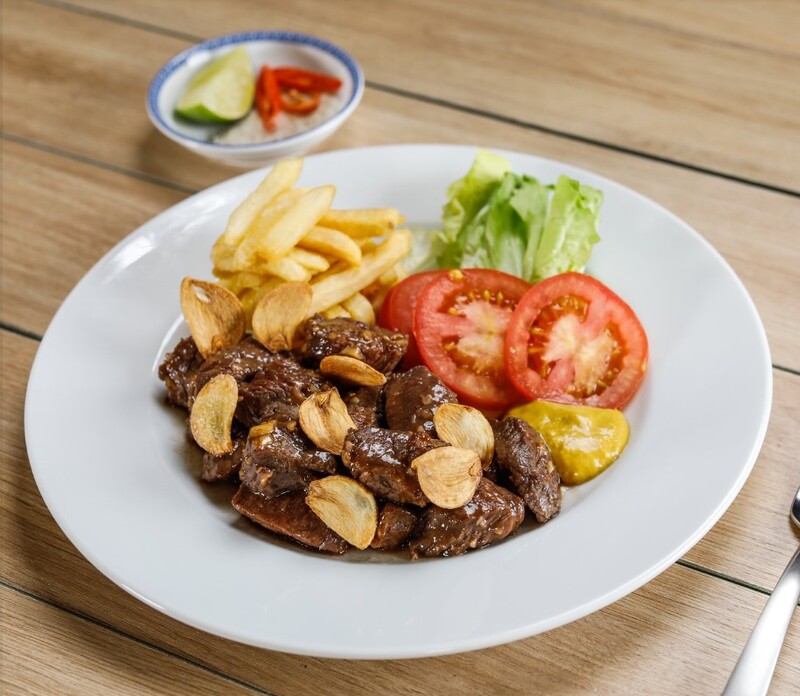 Enjoy delicious Hong Phat noodles, eat once and you will be addicted 6