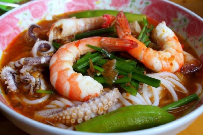 9 famous delicious bun mam restaurants in Saigon 11