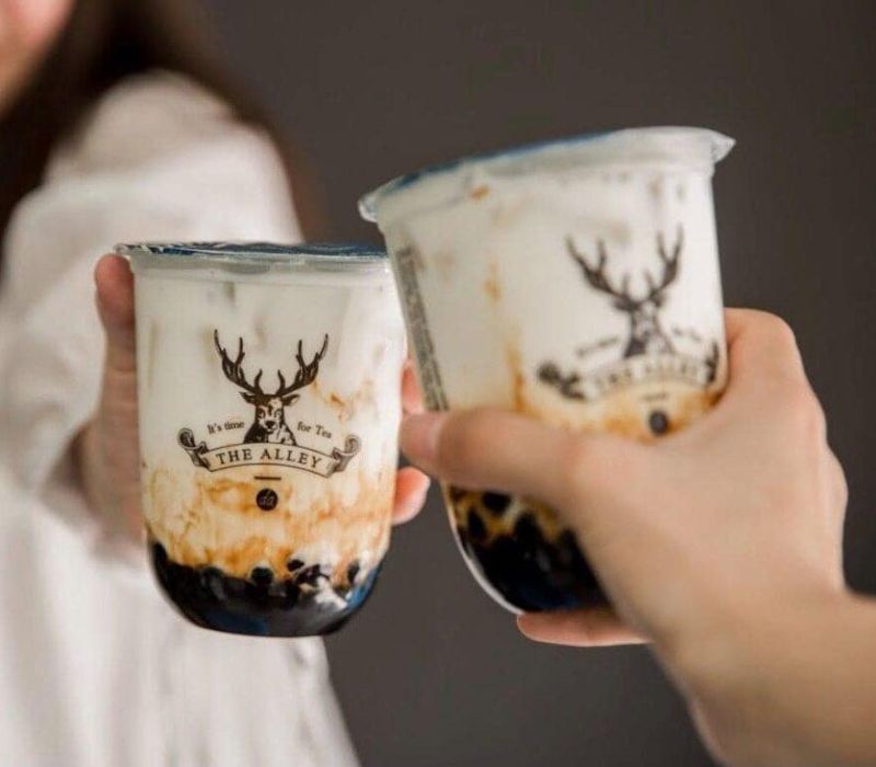 Fascinated by the flavors of 10 famous milk tea shops in District 4 2