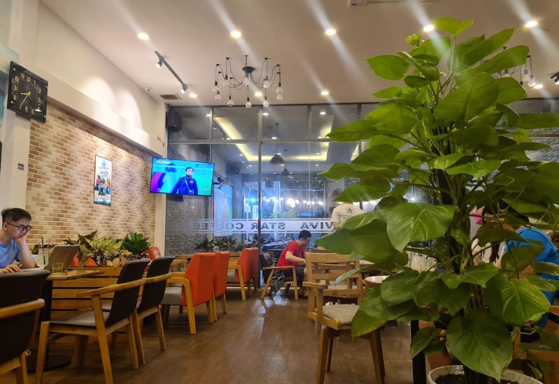 Top 4 most vibrant football cafes in District 6 during Euro 7 season