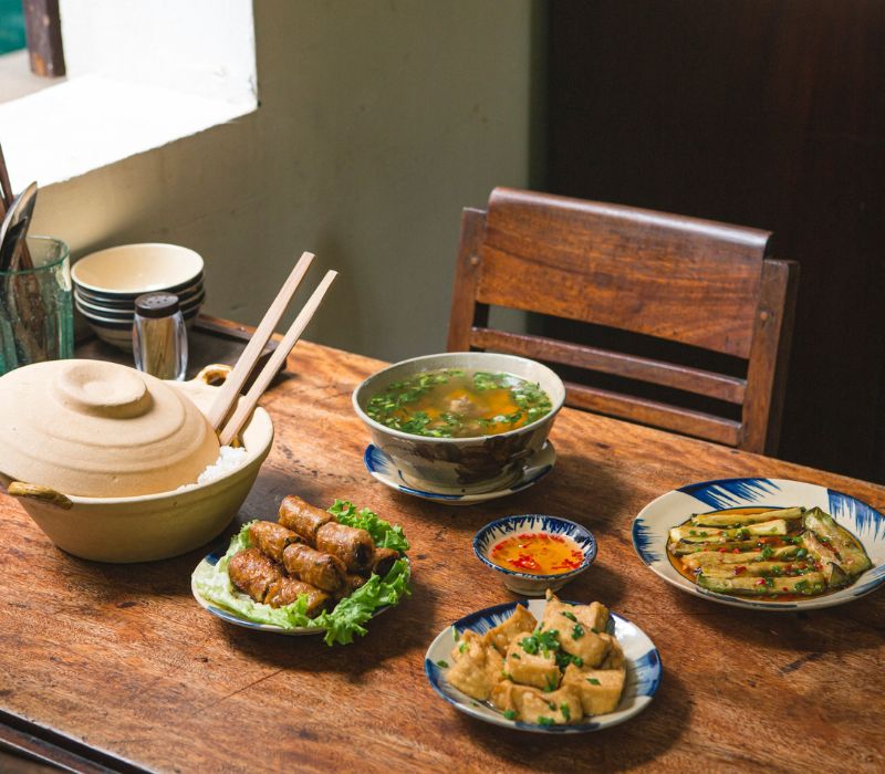 Xoi Com, a Michelin-lauded home-style rice restaurant 2