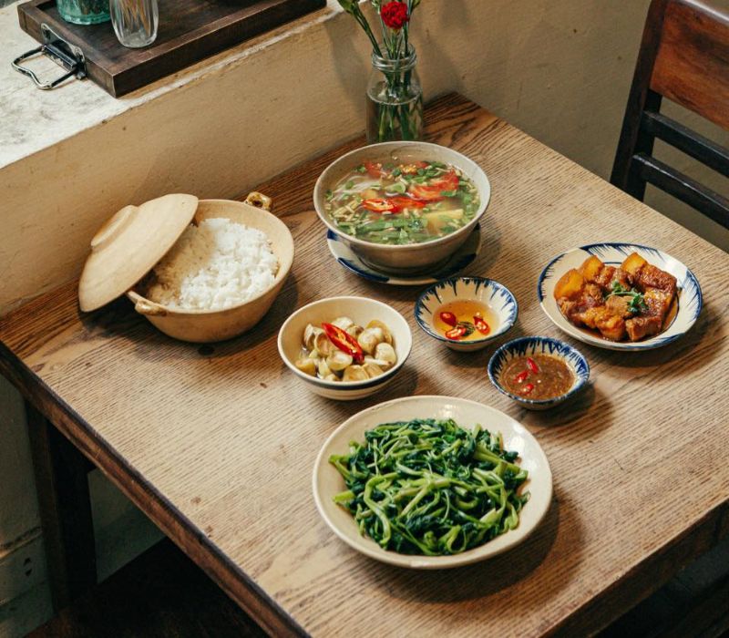 Xoi Com, a home-style rice restaurant praised by Michelin 8