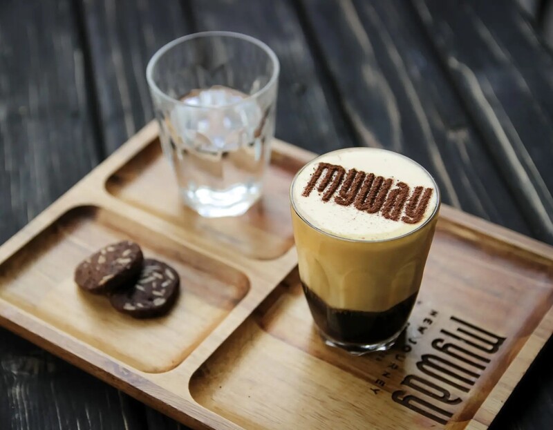Visit 10 egg coffee shops, enjoy the unique flavors of Hanoi 11