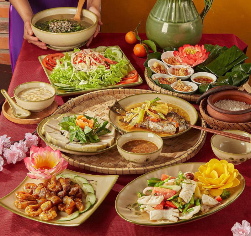 Top 8 famous Hue claypot rice restaurants that everyone wants to try 6