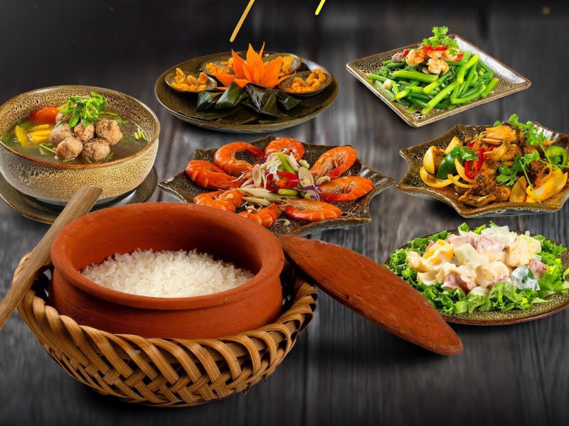 Top 8 famous Hue claypot rice restaurants that everyone wants to try 8