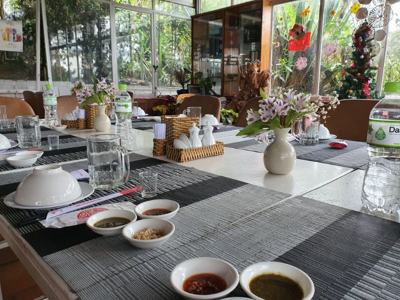 Check out the 10 most famous and worth-trying chicken hotpot restaurants in Da Lat 2