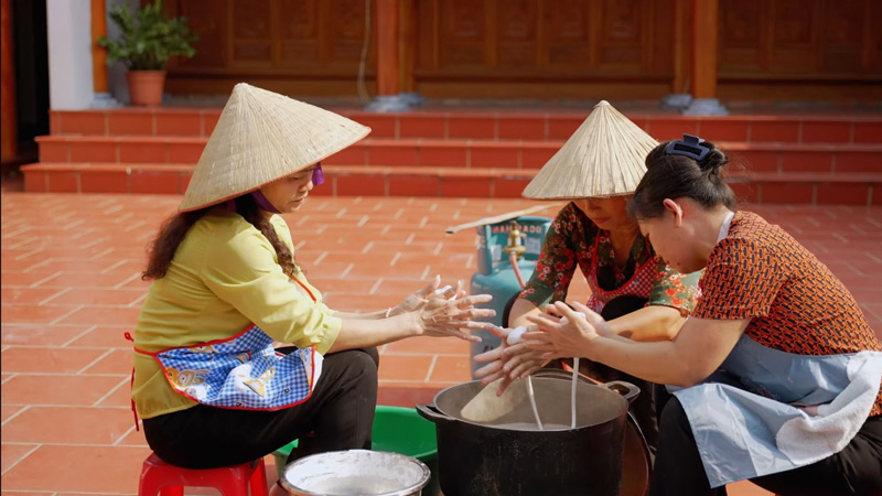 Enjoy porridge, the culinary quintessence of the simple Hanoi people 5