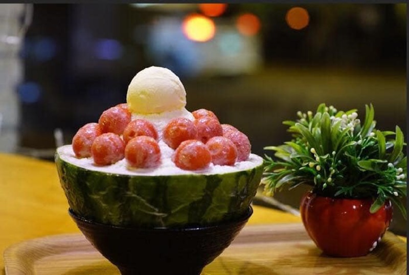 Pocket 6 famous delicious Bingsu shops in Saigon 8