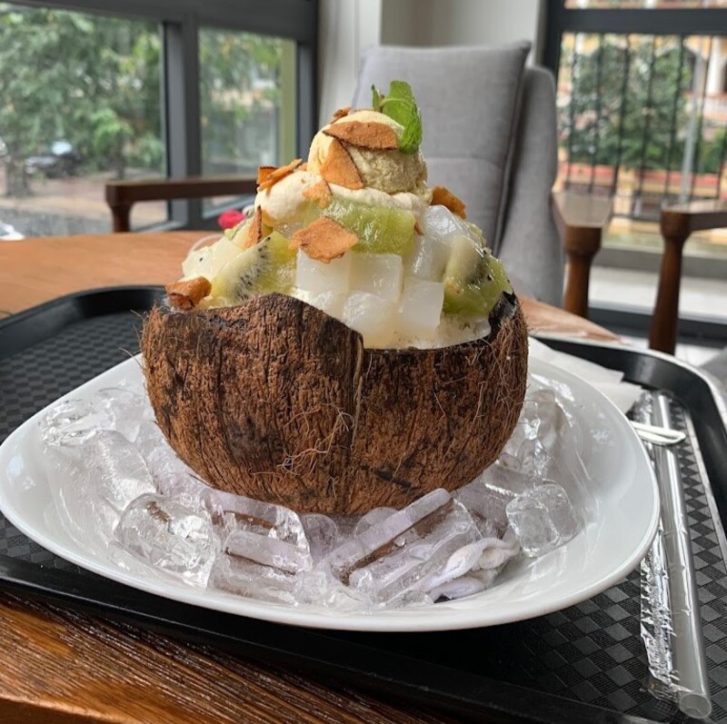 Pocket 6 famous delicious Bingsu shops in Saigon 9