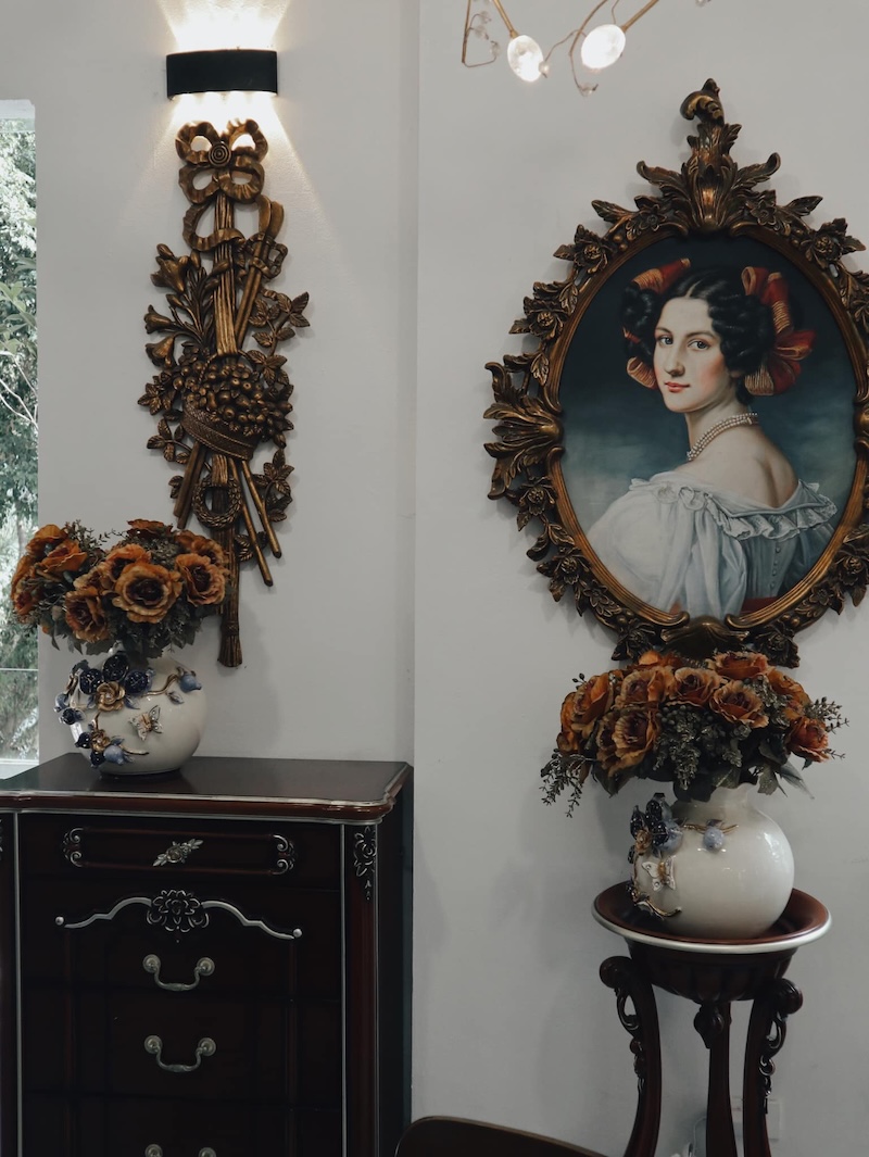 Cheka Cafe: Romantic Christmas check-in paradise in Hanoi 8