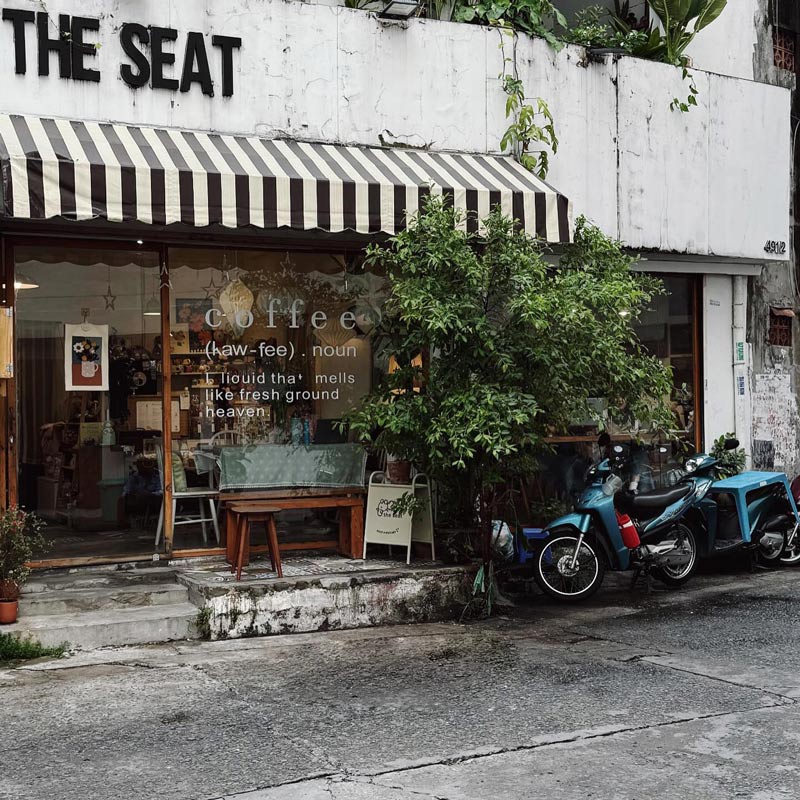 The Seat Cafe, enjoy coffee in a sweet and cute space 2