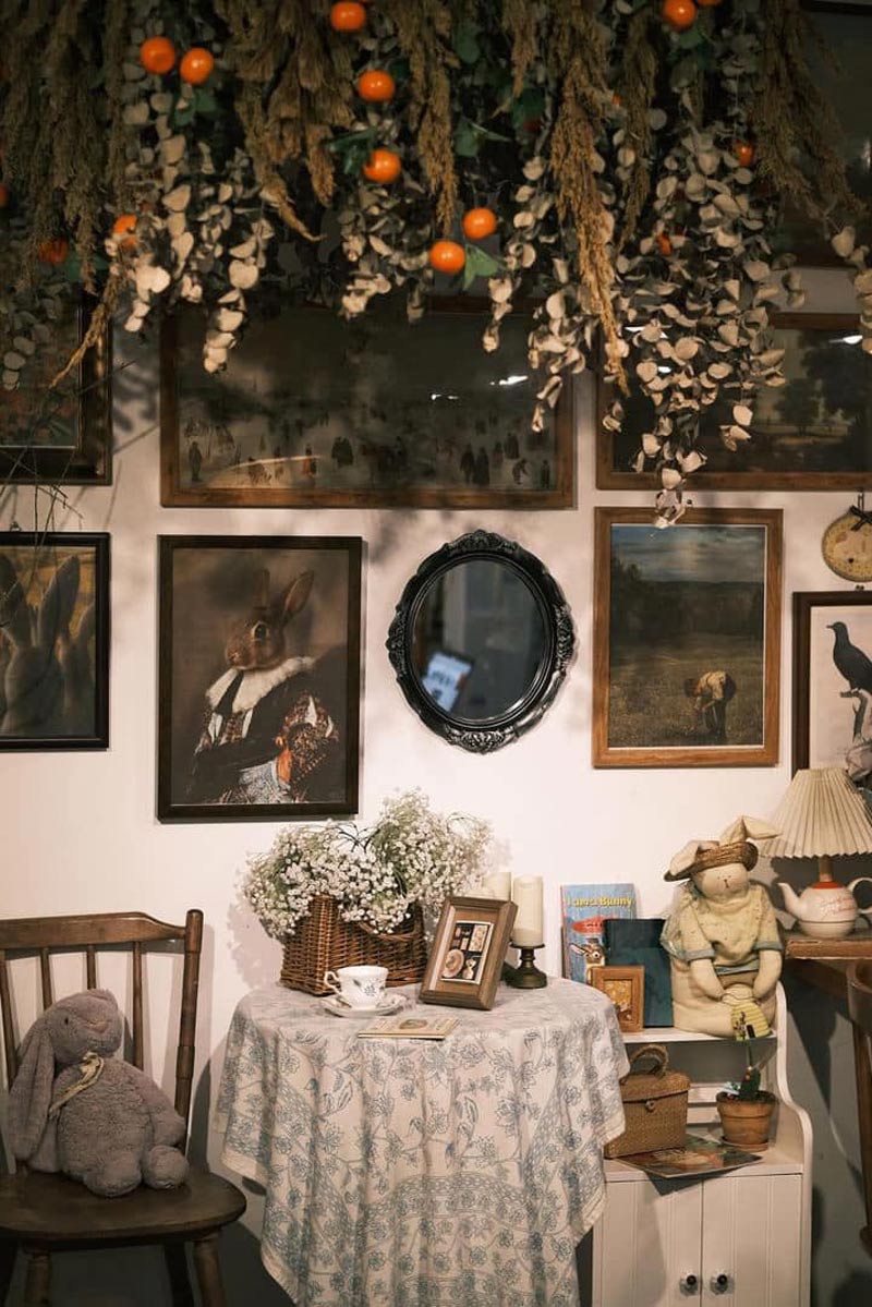 The Seat Cafe, enjoy coffee in a sweet and cute space 4