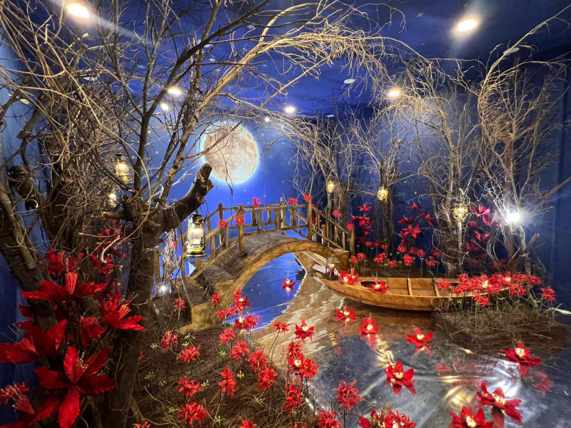 Live a virtual life at the ecstatically beautiful My Love Studio Coffee 7