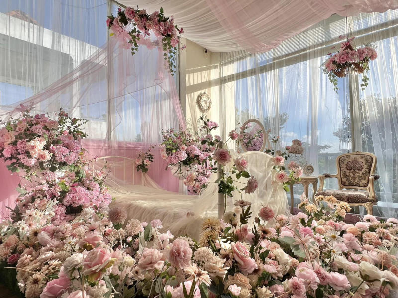 Live a virtual and enchanting life at the ecstatically beautiful My Love Studio Coffee 8