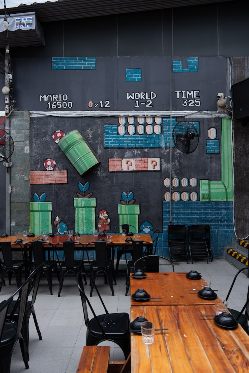 Grab a beer with Xeng, a chill pub in the heart of District 1 4