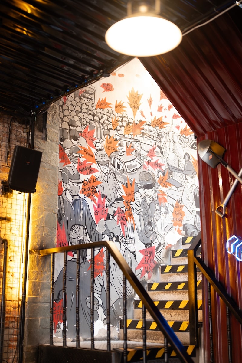 Grab a beer with Xeng, a chill pub in the heart of District 13