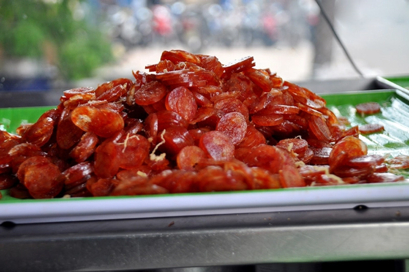 Mortuary sticky rice has been famous for over 50 years in Cho Lon, crowded with buyers 9