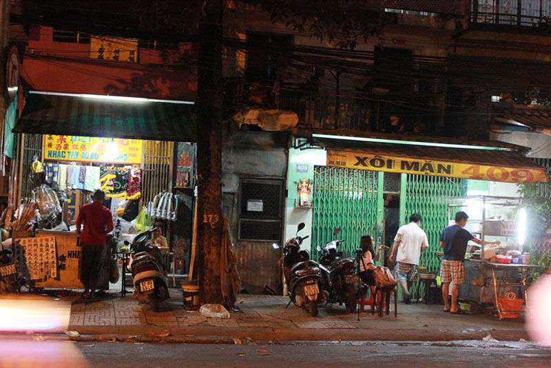Mortuary sticky rice has been famous for over 50 years in Cho Lon, crowded with buyers 3