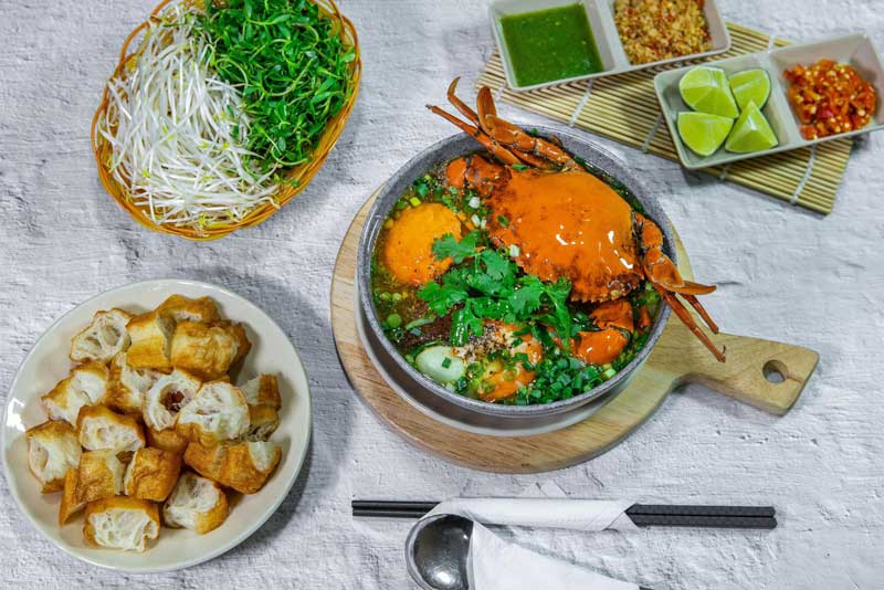 Delicious, nutritious, and cheap crab noodle soup shops in District 10 are famous near and far 8