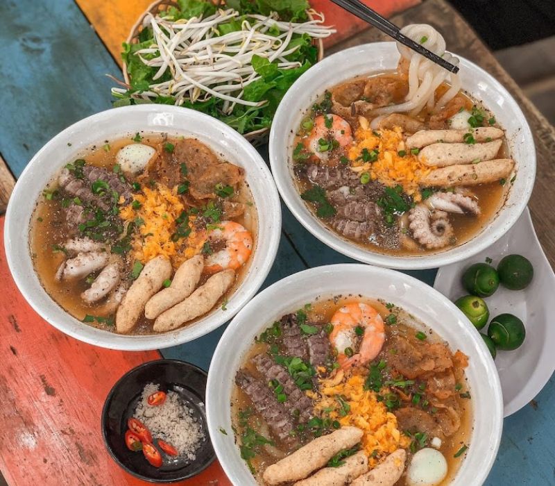 Top 7 best crab noodle soup shops in Hanoi that will make you fall in love 8