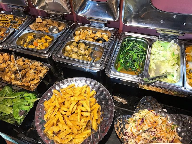 9 most ideal places to enjoy vegetarian buffet in Binh Thanh 4
