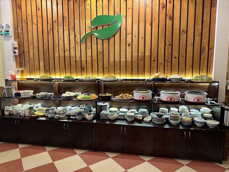 Top 8 super delicious and most famous vegetarian buffet restaurants in Da Nang 2
