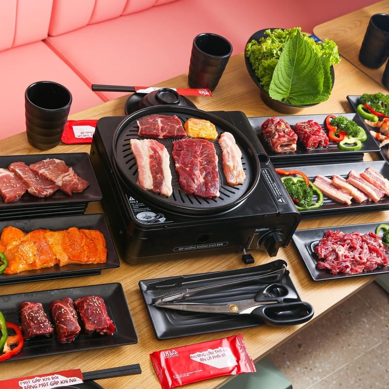 Find famous grilled buffet restaurants in Saigon 3