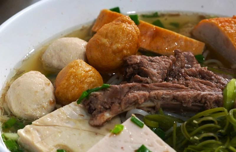 Ba Chieu vermicelli noodles, more than half a century associated with Bac Hai 8 residential area