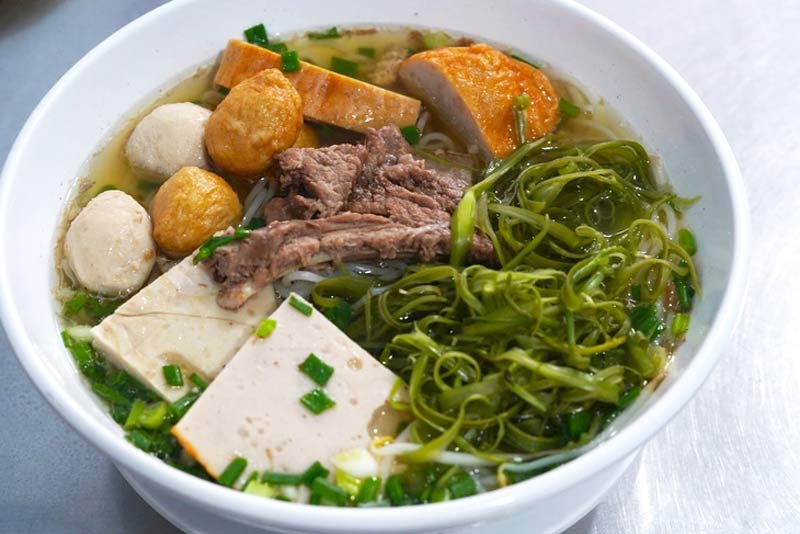 Ba Chieu vermicelli, more than half a century associated with Bac Hai 10 residential area